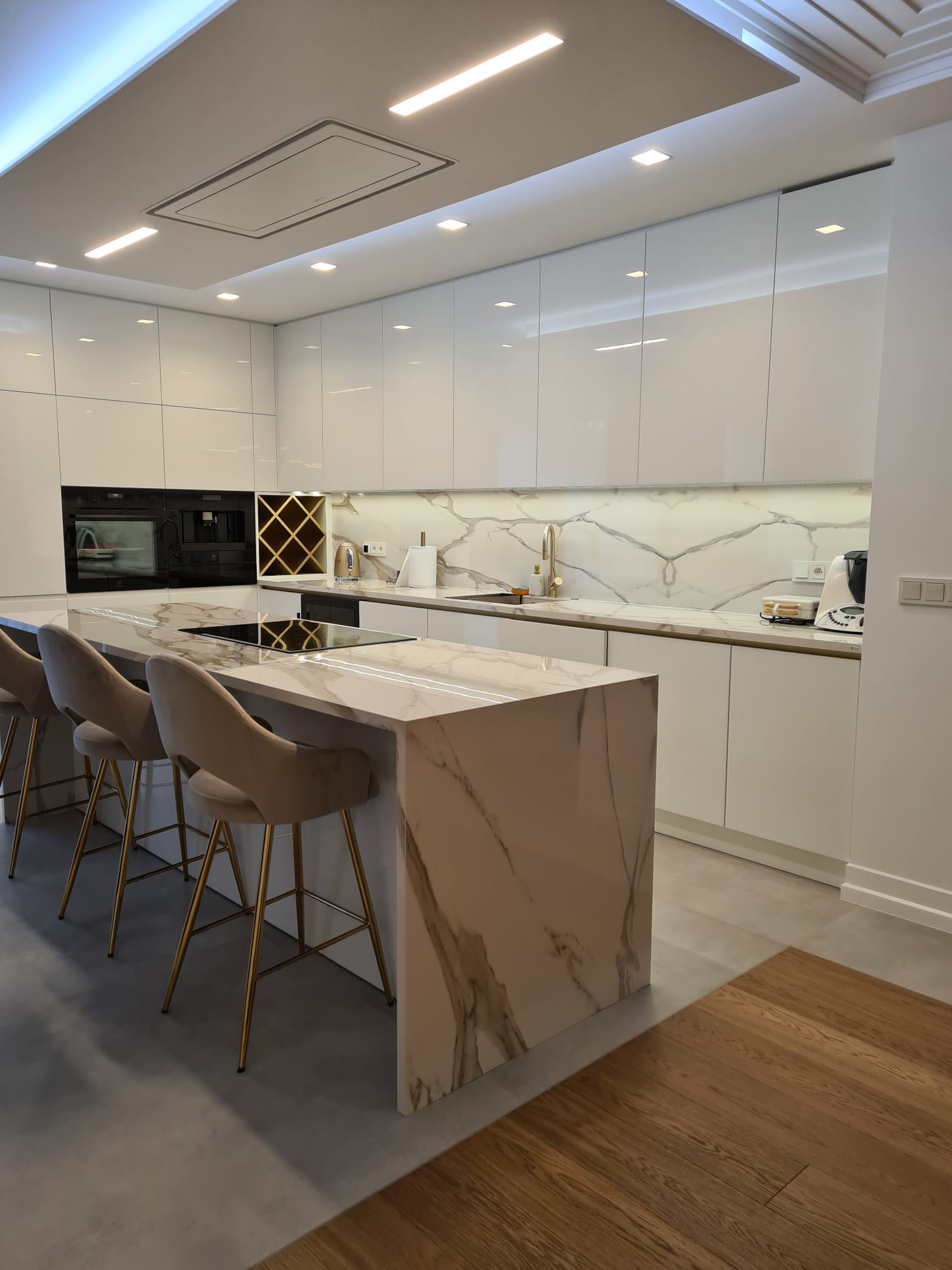 c9329aa0-3f98-4eb7-b922-9a5d5e076fc5